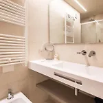 Aima Boutique Costa Volpino