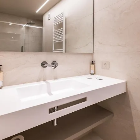 Aima Boutique 3*