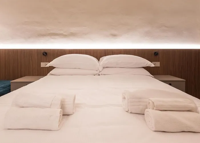 Aima Boutique Guest house Costa Volpino